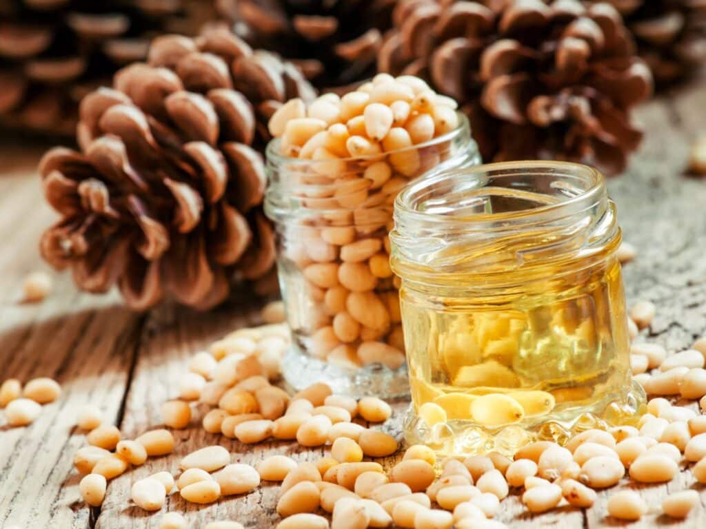 olio essenziale di cedro proprietà