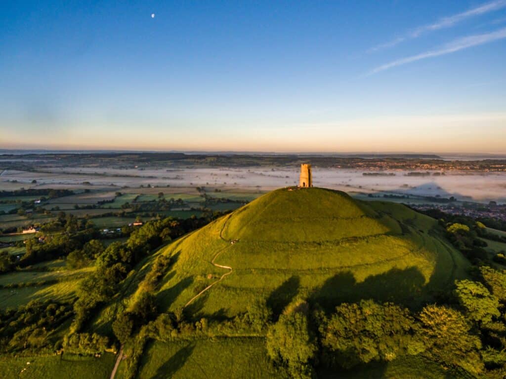 Glastonbury solstizio d'estate rituali